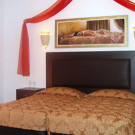 Giannoulaki Mykonos Town