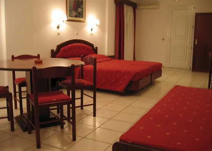 Giannoulaki Отель 4*