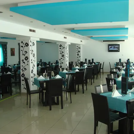 Hotel Giannoulaki 4*