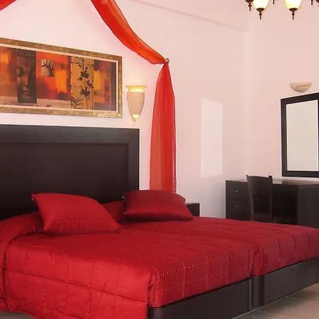 Giannoulaki Hotel 4*