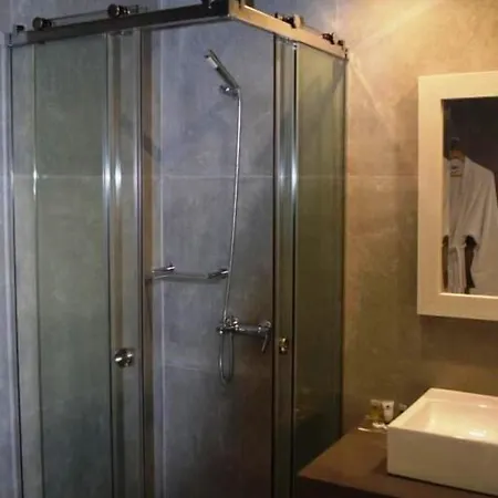 Giannoulaki Hotel 4*