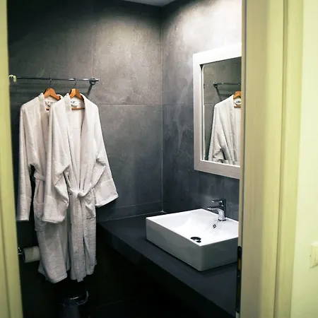 Hotel Giannoulaki 4*