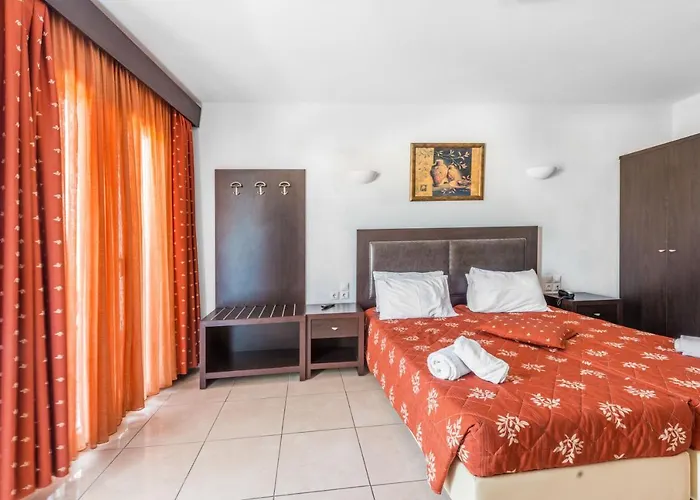 Giannoulaki Hotel 4*